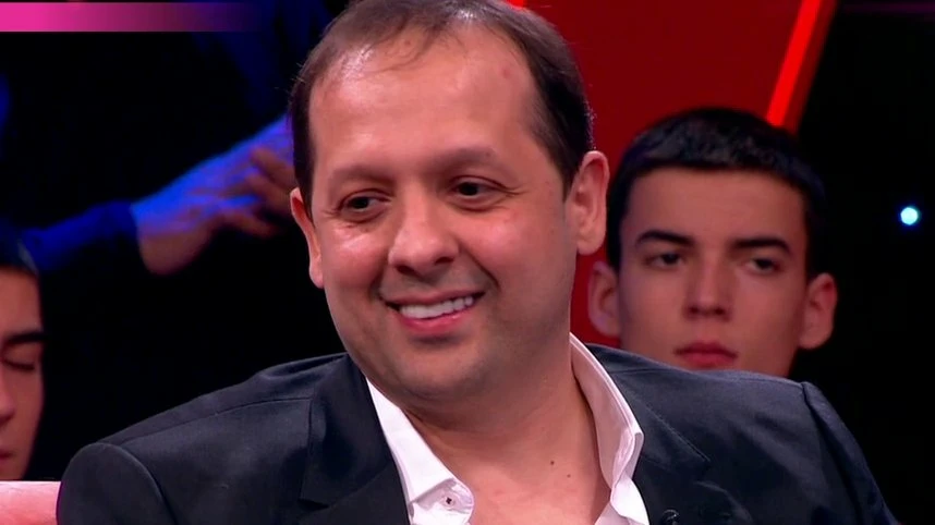 Pjevač Emir Habibović po šesti put postao otac: Supruga Tamara rodila sina Amina