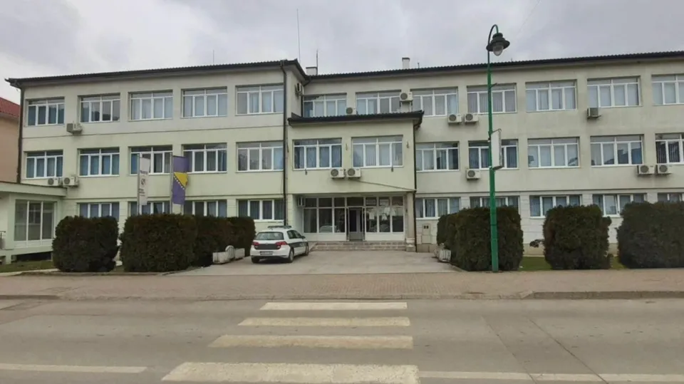Goraždu prijavljena krađa električnog skutera, policija traga za počiniocem
