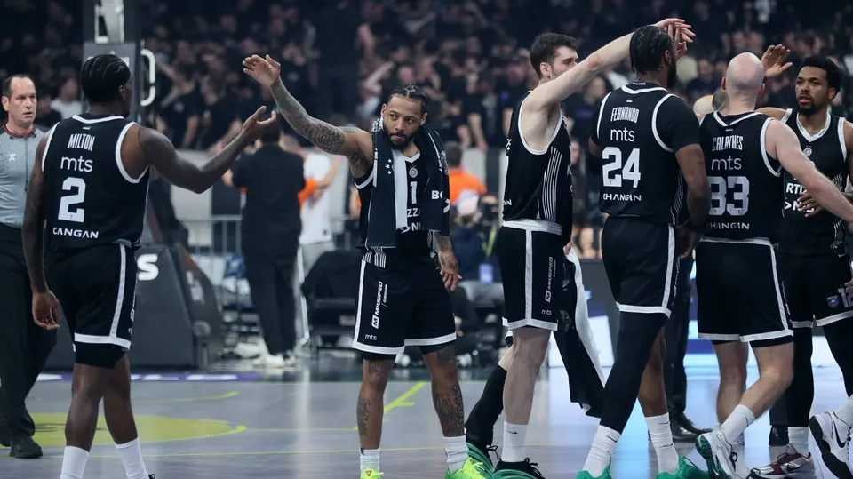 Partizan na najbolji mogući način otvorio novu sezonu Evrolige – Olimpija Milano pala pred punom Beogradskom arenom