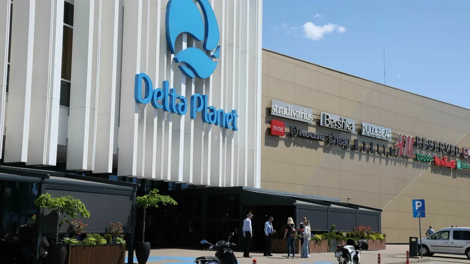Evakuisan tržni centar Delta u Banjaluci, razlog do objavljivanja vijesti nepoznat