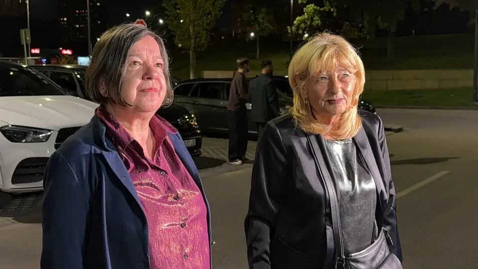 35 godina bez Tome Zdravkovića: Udovica Gordana i kći Žaklina stigle na veliki koncert sjećanja u Beogradu