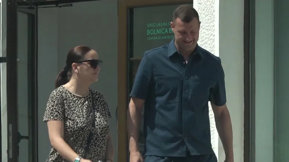 Pjevačica Silvija Nedeljković postala majka blizanaca nakon 17 godina čekanja