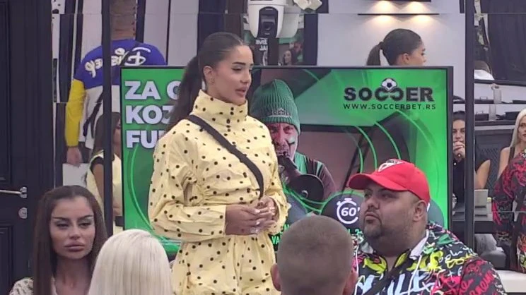 Anđela tokom nominacija potkačila Sofiju: „Tolika je prevarantkinja" (VIDEO)