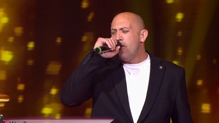 Učenik Elite na velikoj sceni „Pinkovih zvezda": Milan Popov osvojio četiri glasa žirija i izabrao Viki Miljković za mentoricu