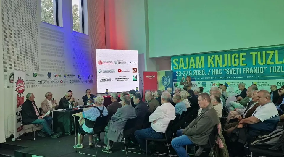 Kadrija Hodžić predstavio knjigu o političkim procesima u Tuzli sedamdesetih
