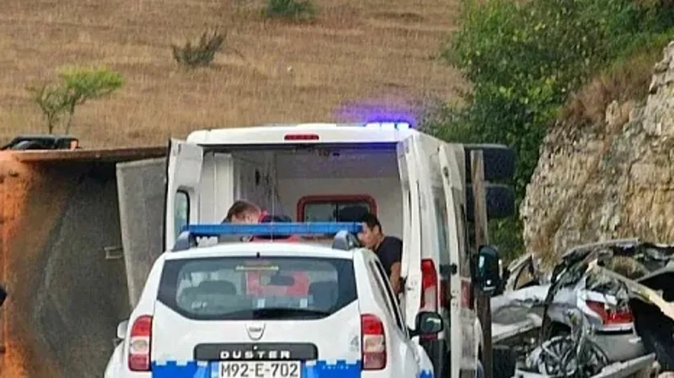 Dvanaest osoba povrijeđeno u saobraćajnoj nesreći kod Ljubuškog