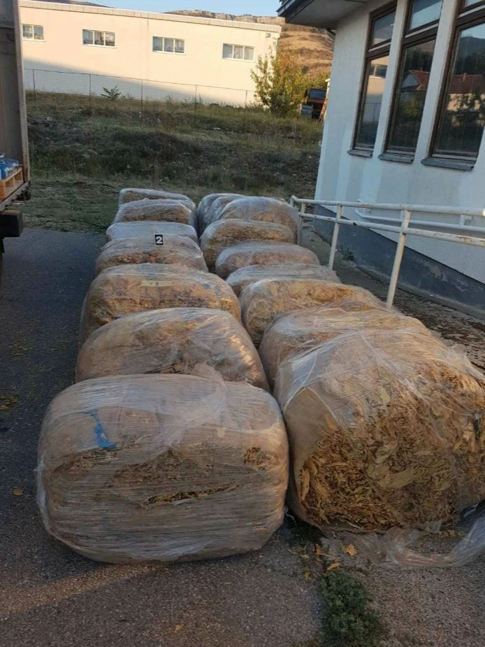 U Berkovićima uhapšena osoba osumnjičena za nedozvoljenu trgovinu, u kamionu pronađen tonu duhana