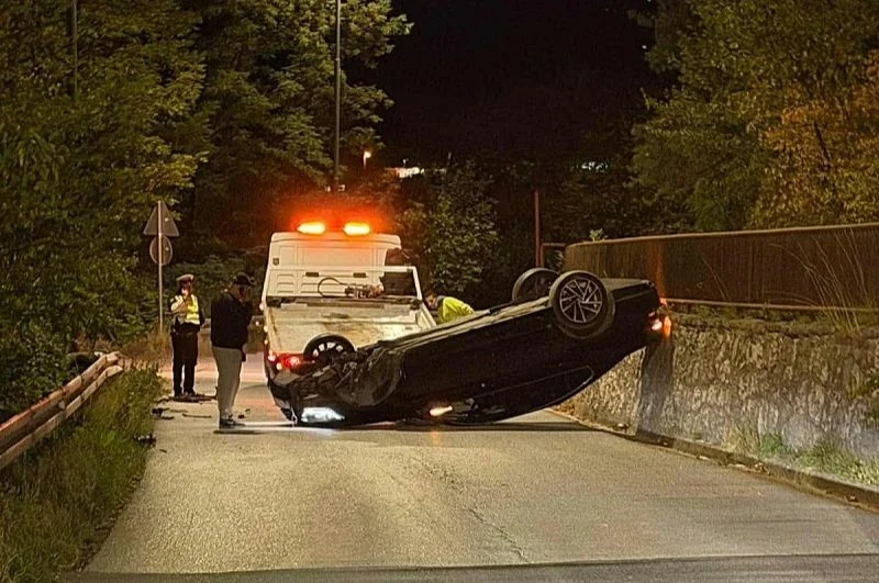 Automobil na Vracama završio na krovu nakon saobraćajne nesreće