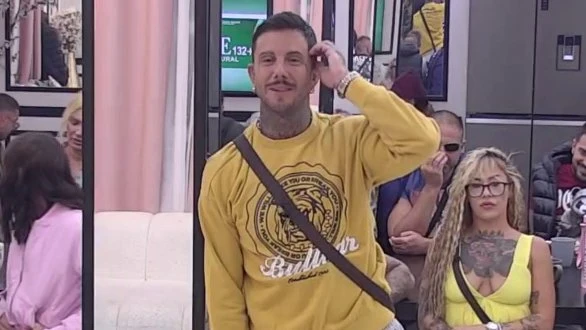 "Sviđaju mi se i jedna i druga": Filip Đukić ponovo ostao bez odgovora na pitanja novinara