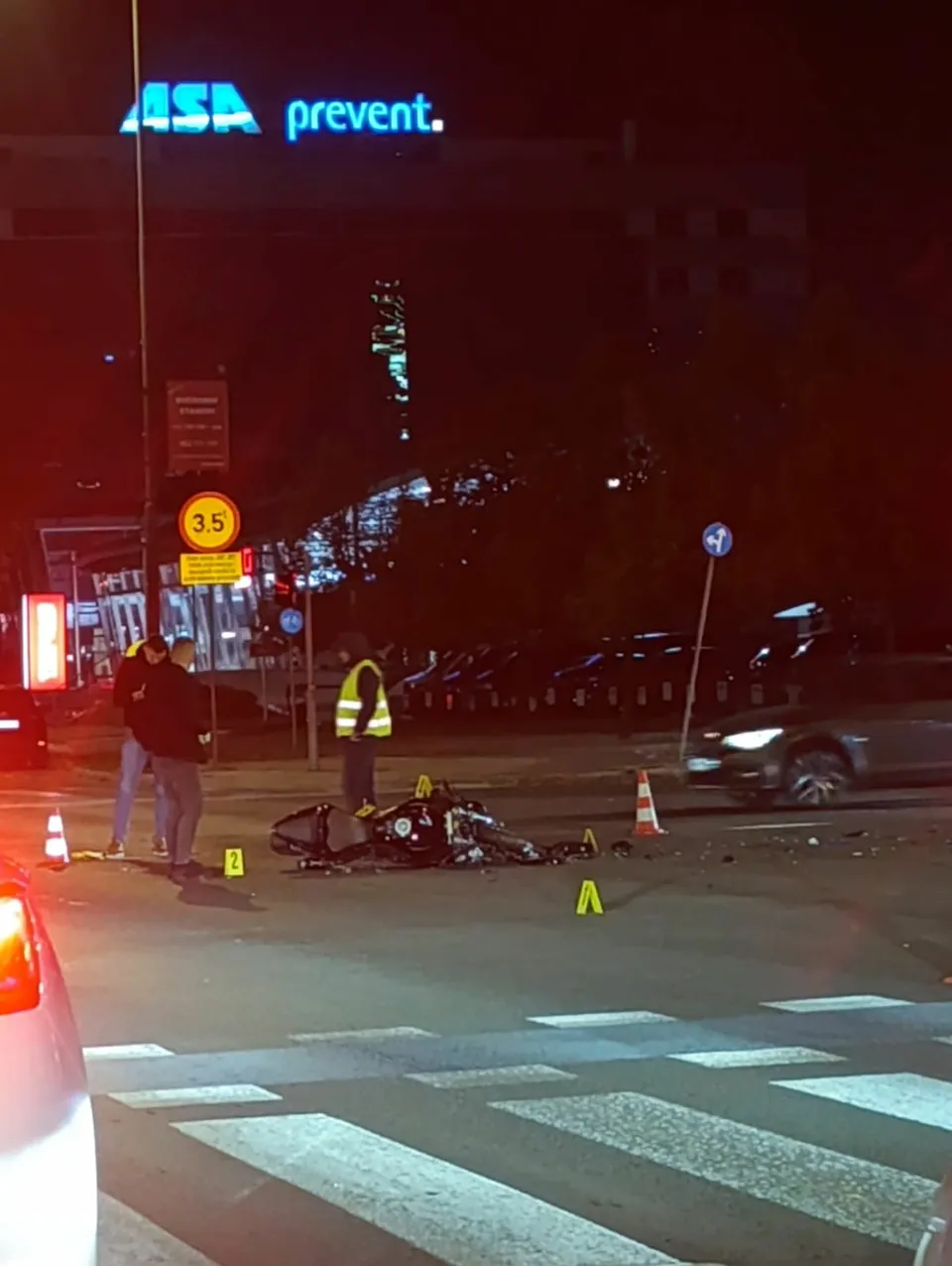 U Sarajevu se dogodila saobraćajna nesreća na Alipašinom Polju, motociklista teško povrijeđen