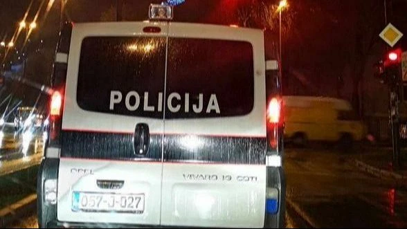 U Čapljini zaustavljen vozač (2005.) koji je policiji predao marihuanu i spid, uhapšen i sproveden u prostorije za zadržavanje