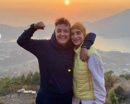 „Umrla sam i ponovo se rodila": Šerifovićeva ispričala emotivnu priču s uspona na vulkan Batur