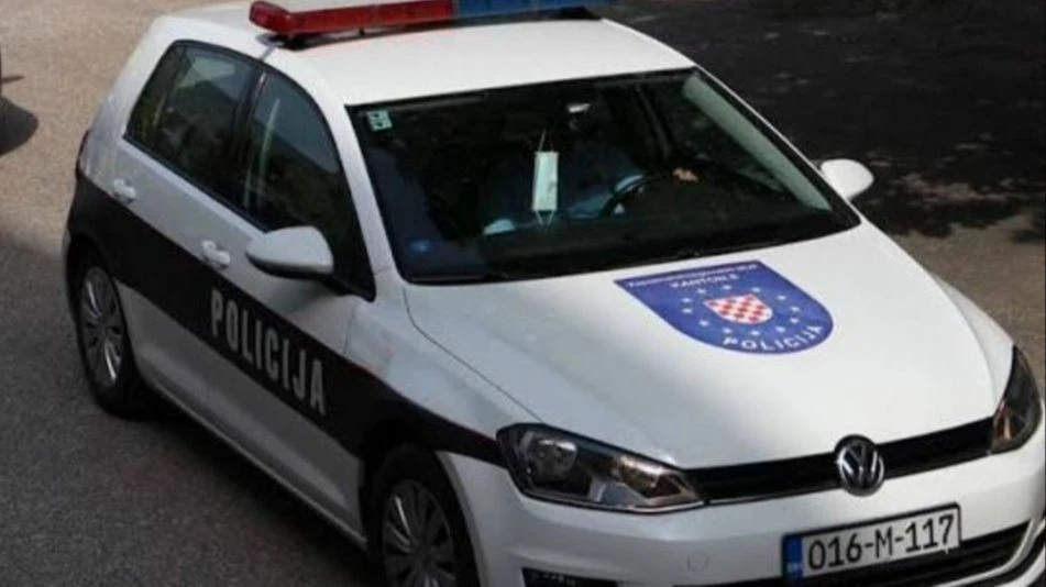 Kod Gruda poginuo mladić (19) u saobraćajnoj nesreći