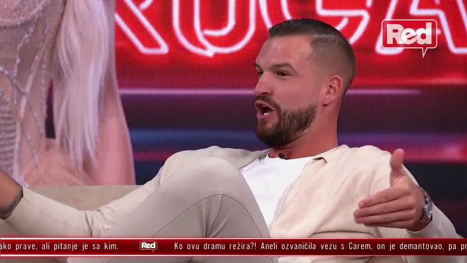 Marko Osmakčić otkrio kako je počela ljubav sa Glorijom: Prvo druženje na moru, a prosidba već nakon mjesec i po dana