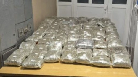Uhapšen vozač kamiona iz BiH: u vozilu pronašeno 65 kilograma marihuane