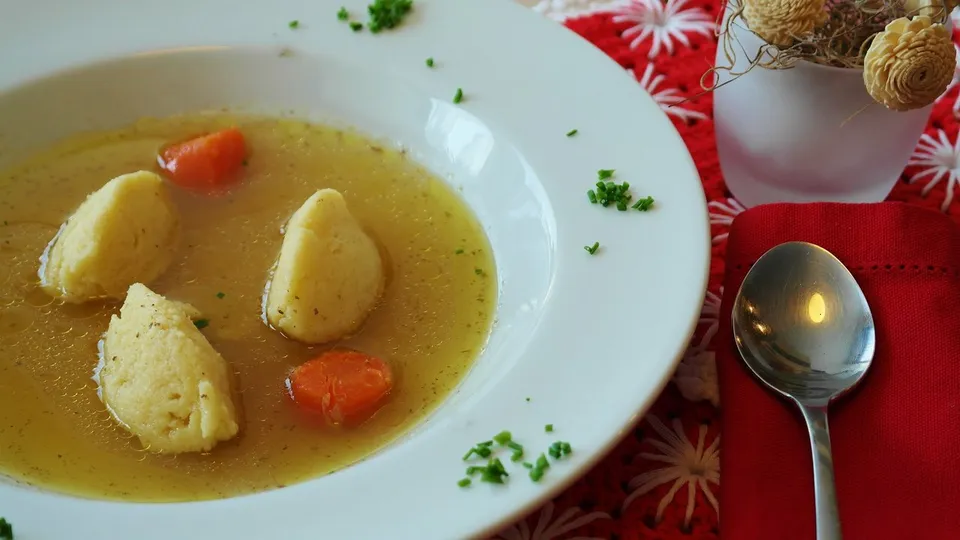 Meka kao pena: Koliko griza ide na dva jaja da knedle za supu ne budu tvrde