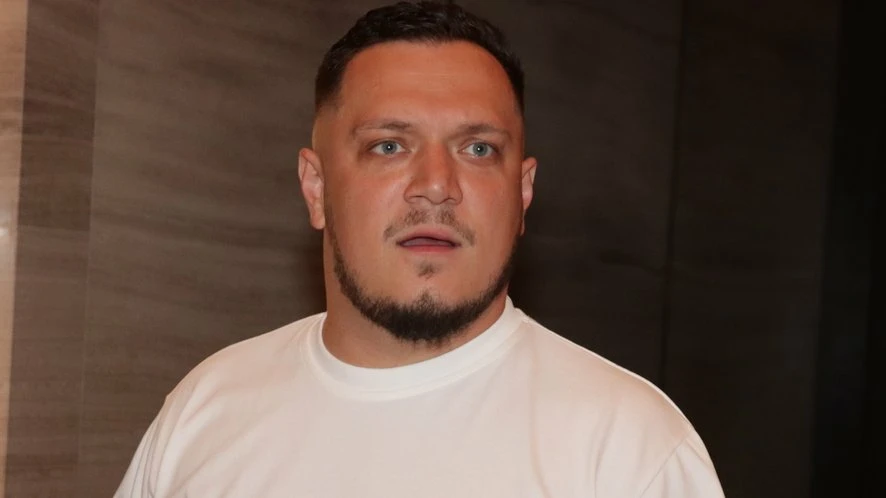 Komšije otkrile kako Gastoz živi van kamera: Muzika i galama iz stana, a konobar otkrio detalj oko bakšiša