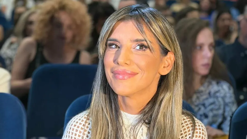 Jovana Pajić objavila snimak sa doručka na Baliju: Posjetio je neočekivani gost