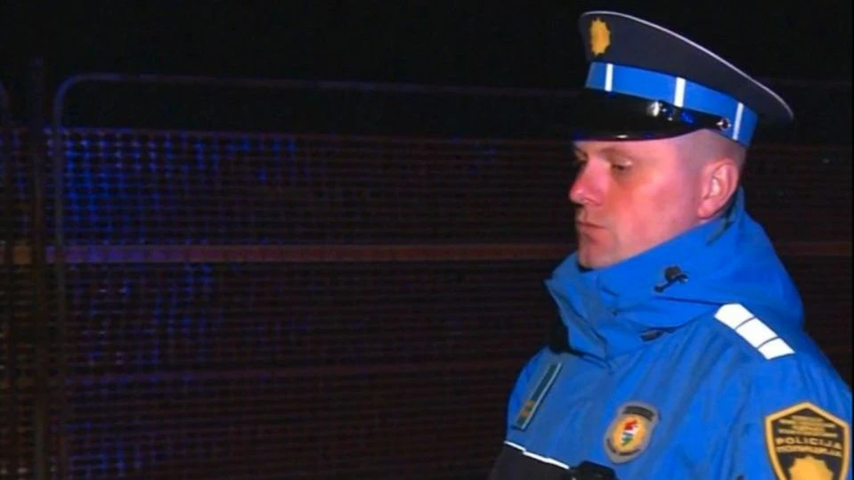 U Mazdi pronađen kanabis, uhapšen Jajčanin
