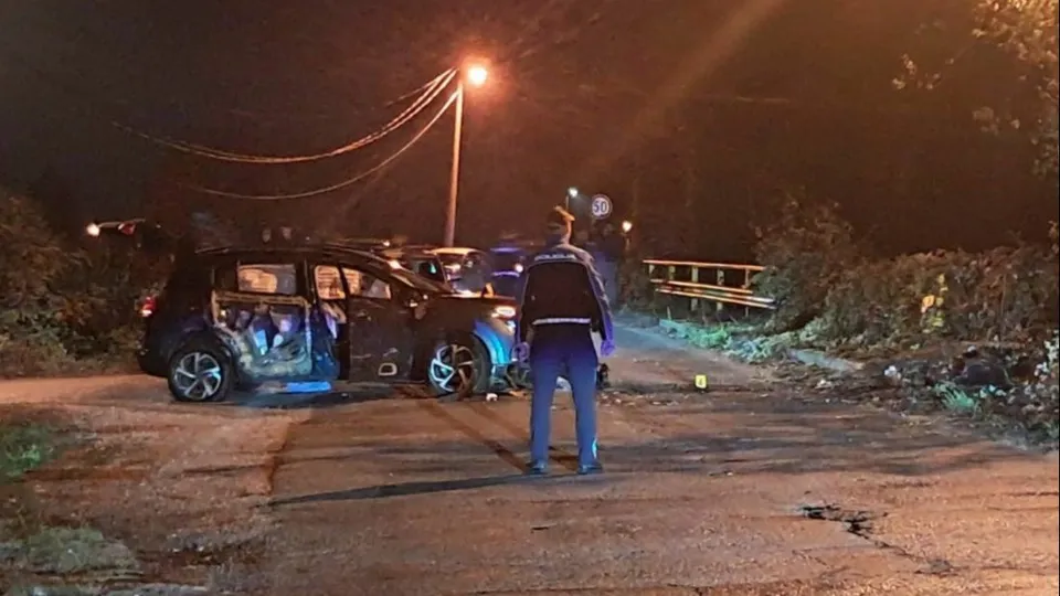 Saobraćajna nesreća u Doknju, automobil pretrpio veću materijalnu štetu