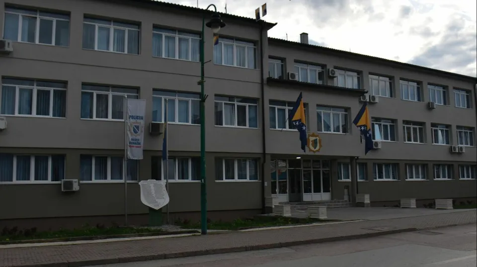 U Goraždu priveden muškarac sa 1,88 promila alkohola nakon svađe na gradskoj pijaci