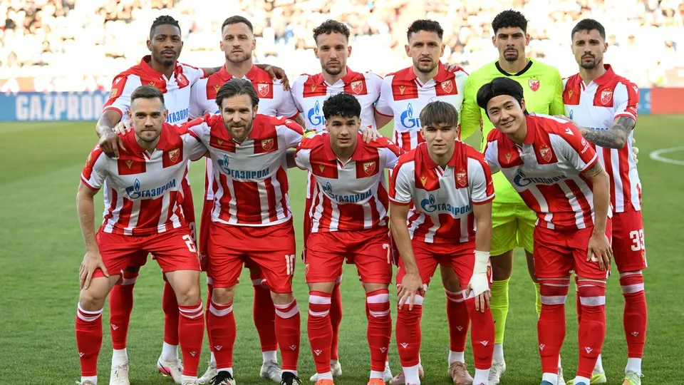 Fudbaleri Crvene zvezde gostuju Radničkom u Kragujevcu: Utakmica počinje u 19.00