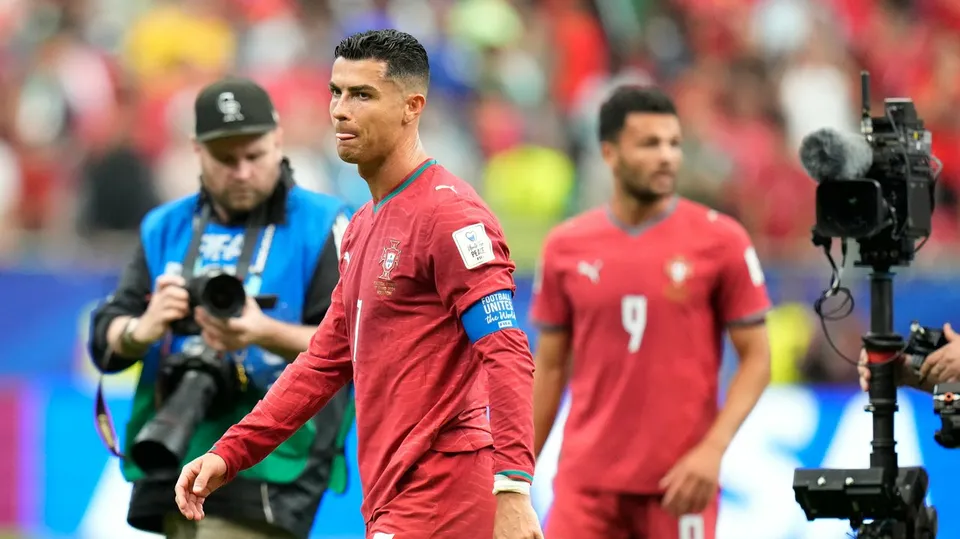 Novi detalji o Ronaldovom odlasku iz kampa Portugala: Novinar tvrdi da je selektor najprije obećao izvinjenje nasamo, a potom pred javnošću zauzeo drugačiji stav